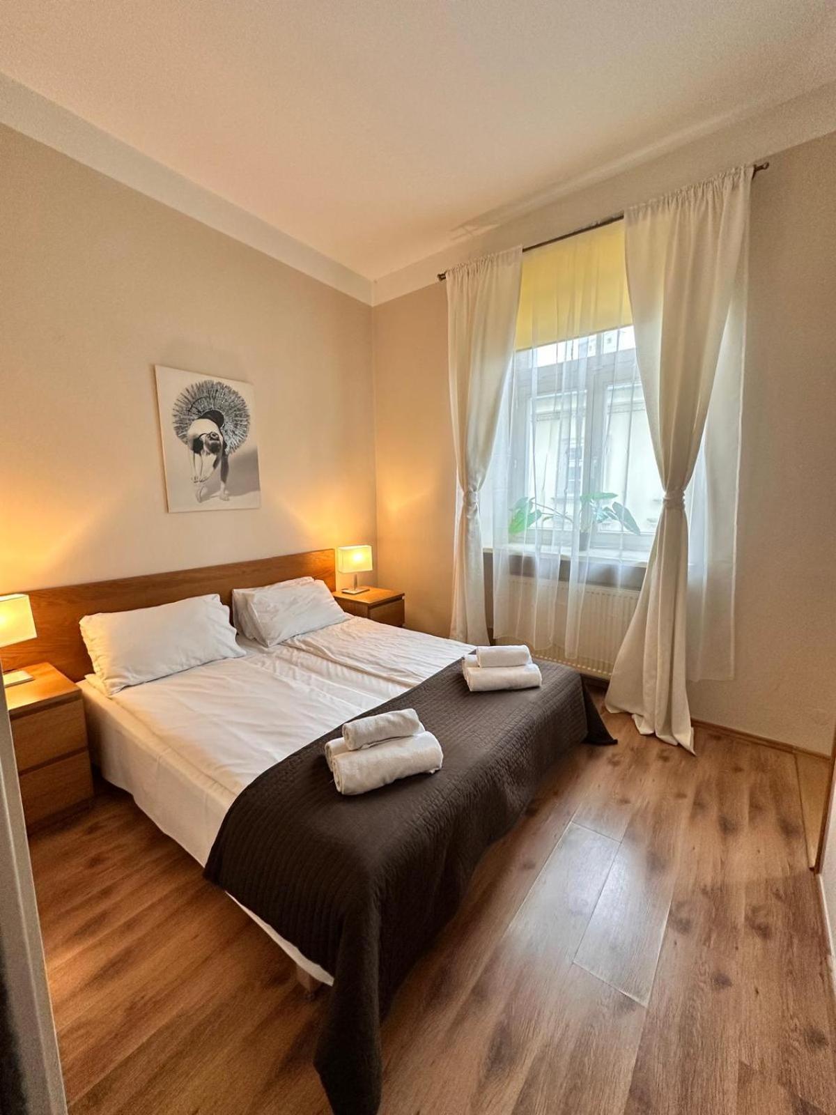 Mikolajska Apartments With Lift Краков Экстерьер фото