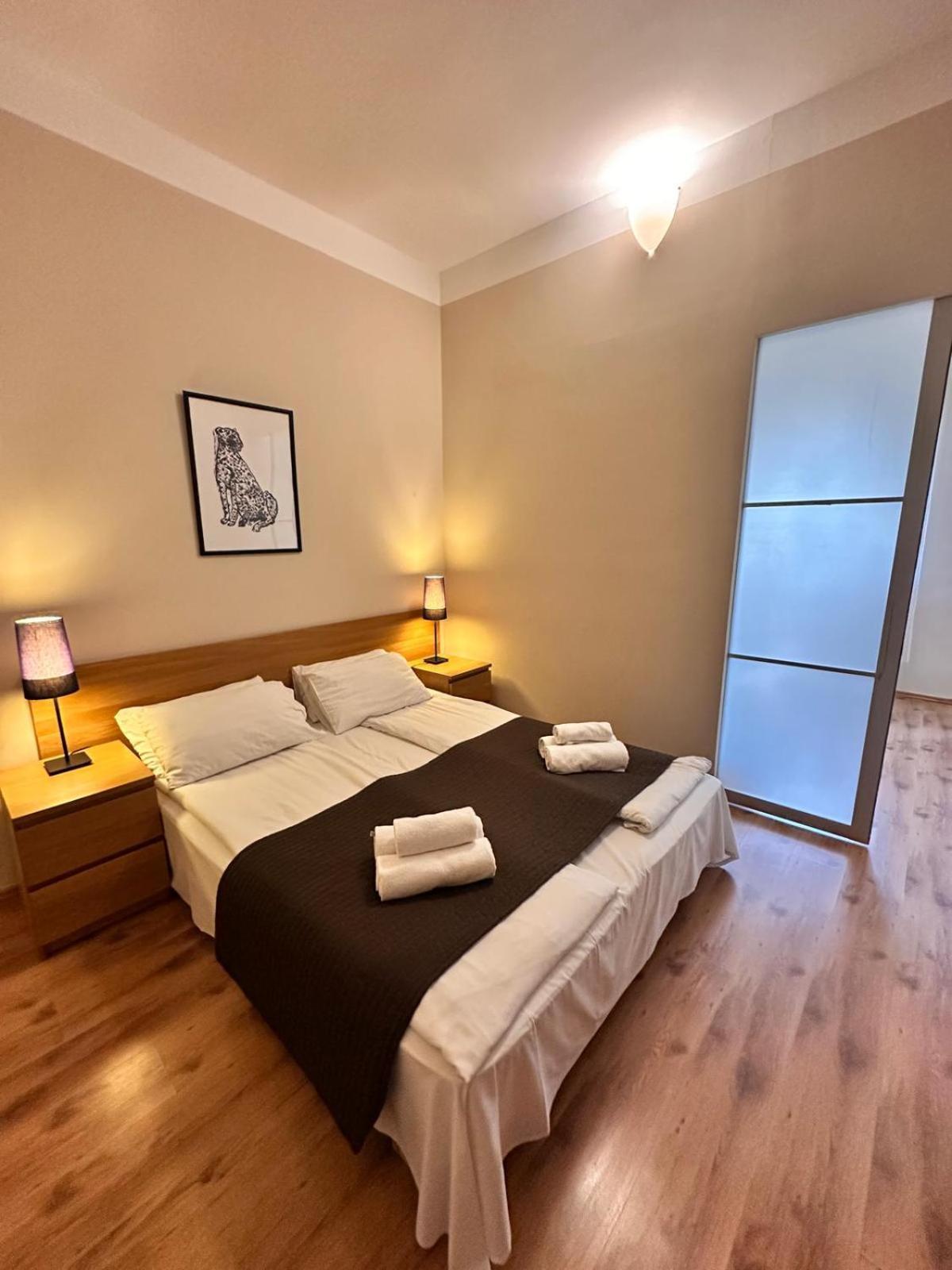 Mikolajska Apartments With Lift Краков Экстерьер фото