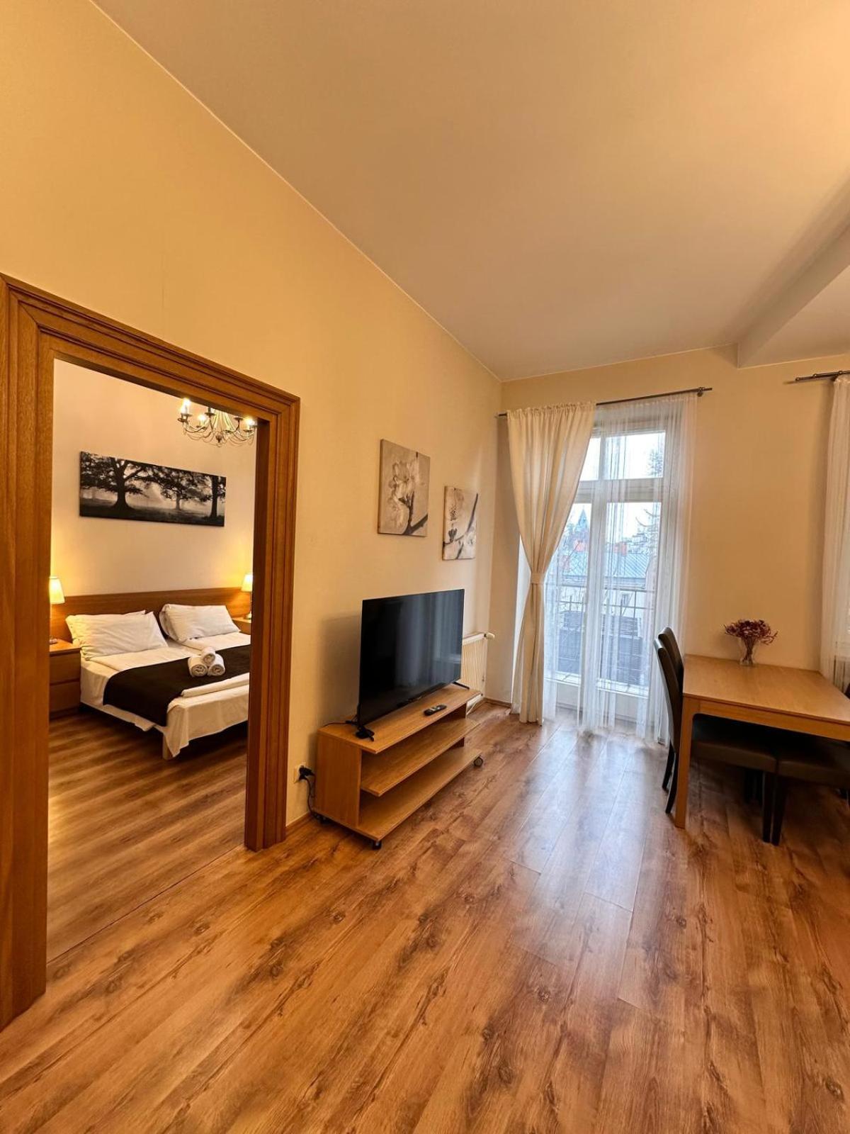 Mikolajska Apartments With Lift Краков Экстерьер фото