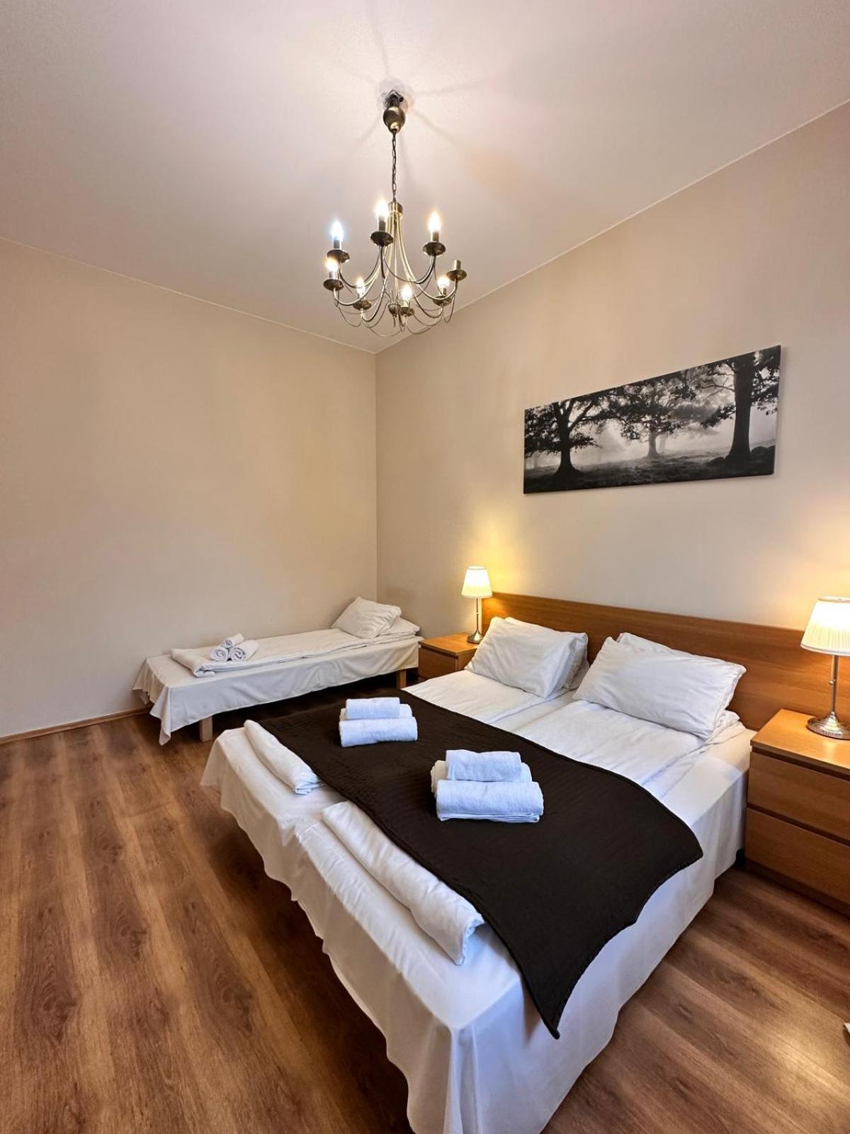 Mikolajska Apartments With Lift Краков Экстерьер фото