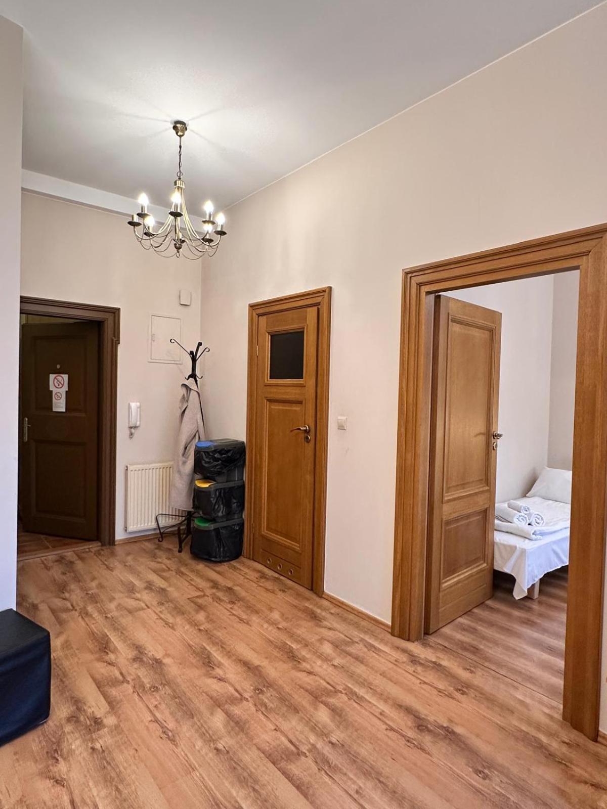 Mikolajska Apartments With Lift Краков Экстерьер фото