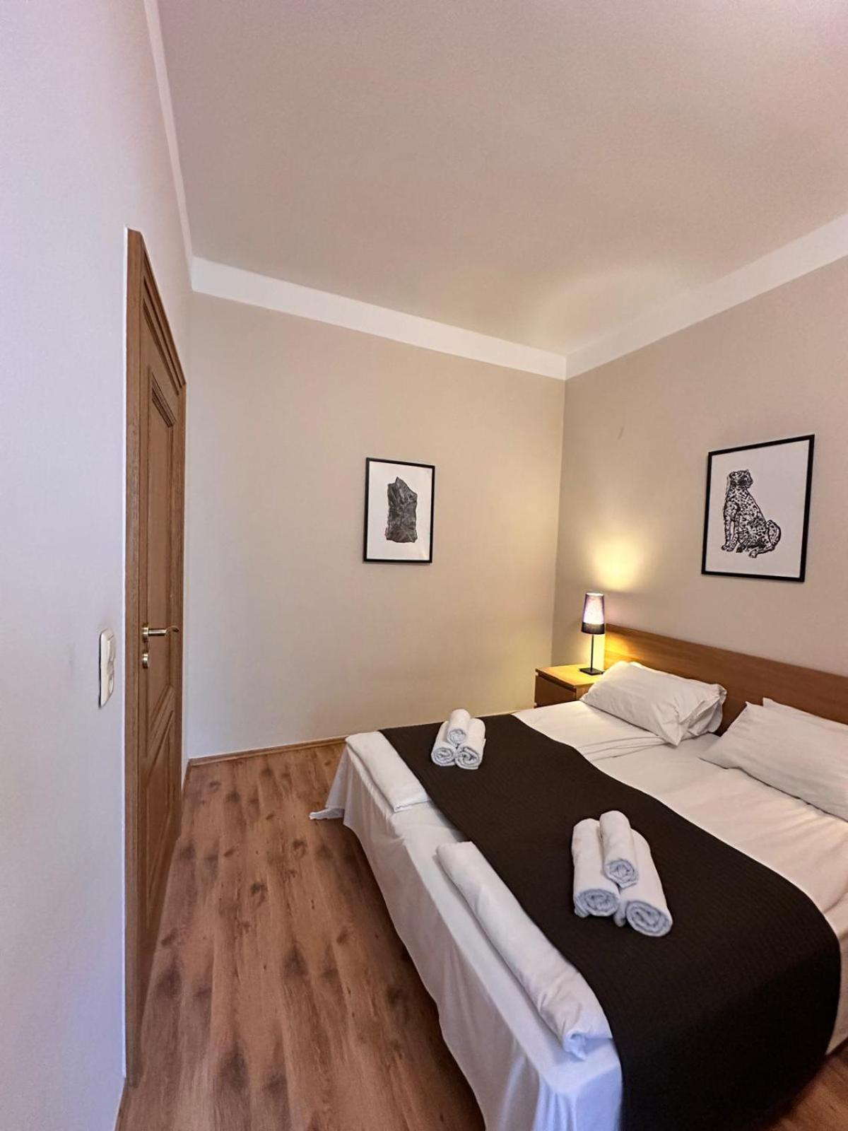 Mikolajska Apartments With Lift Краков Экстерьер фото